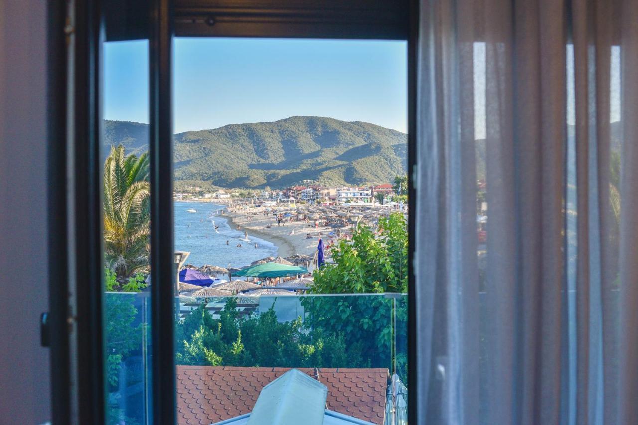 Athos Veranda Sarti Esterno foto